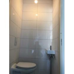 90 vierkante meter bedrijfsruimte/toilet/goed geïsoleerd/Nw!