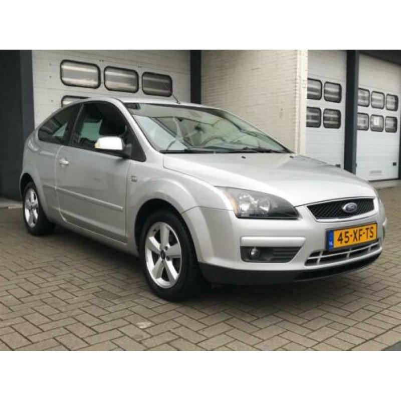 Ford Focus 1.6-16V Titanium Airco