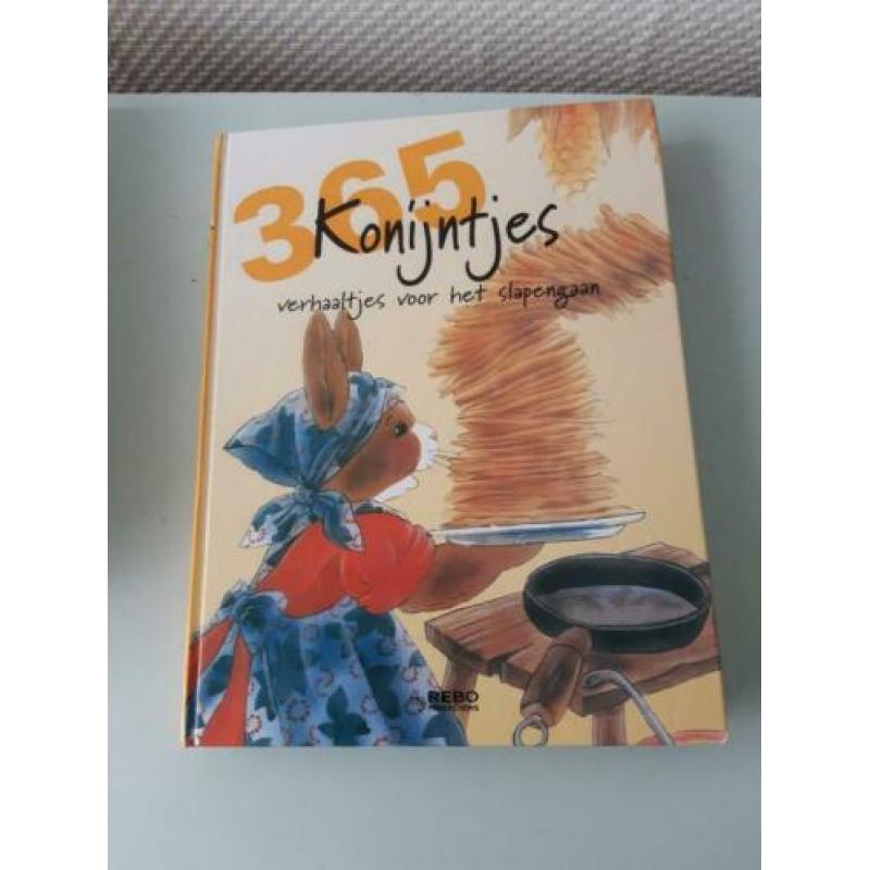 Rebo 365 dagen verhalenboeken verschillende