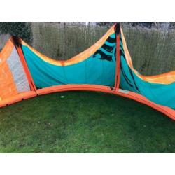 Cabrinha vector 11m 2012 met bar