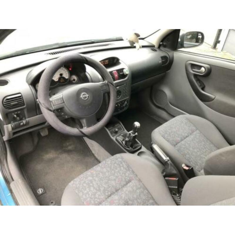 Opel Corsa 1.2-16V Sport (bj 2000)