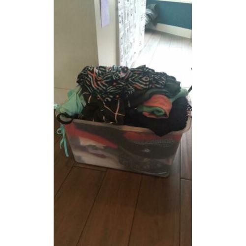 Bak vol kleding maat S 36 jurk top broek bikini