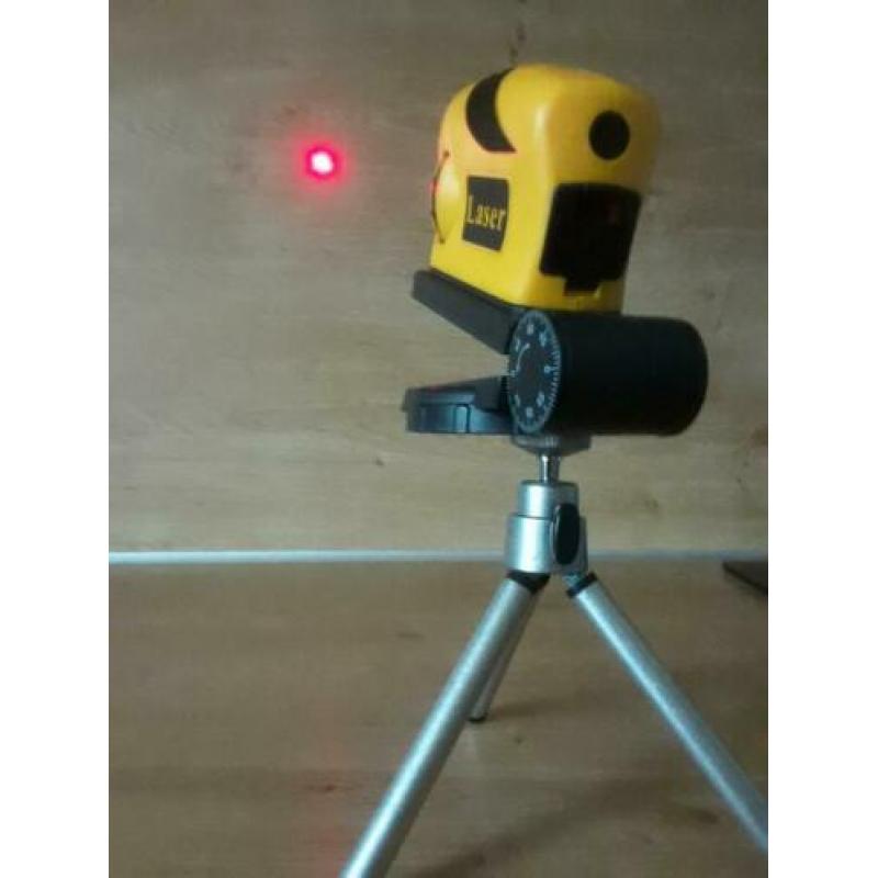 Laser level nieuw in verpakking. Ook afgemonteerd mogelijk.