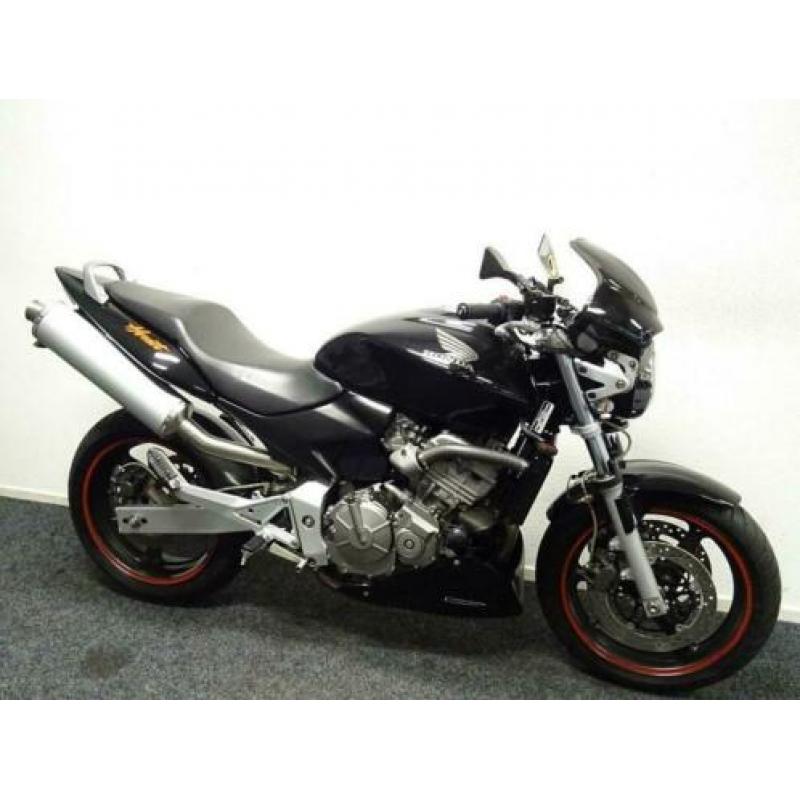 Strakke Honda CB 600 F HORNET CB600F (bj 2004)