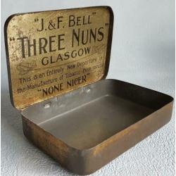 Reclameblik J&F Bell THREE NUNS Tobacco Glasgow 'None Nicer'