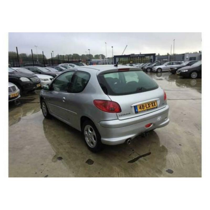 Peugeot 206 1.4 Quiksilver