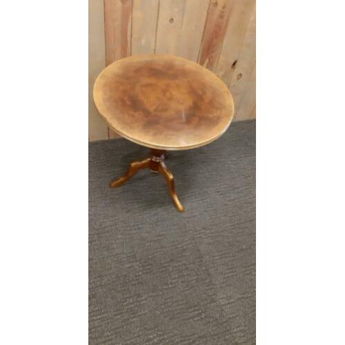 Mooie antieke vintage houten bijzettafel, plantentafel