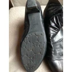 Zwarte lage laarzen - hoge schoenen / maat: 40