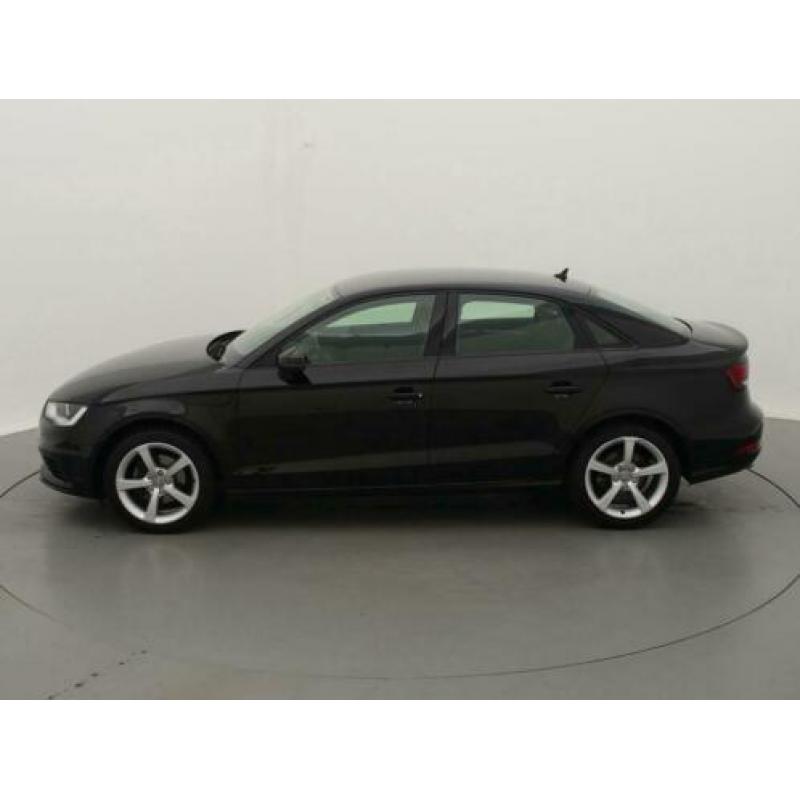 Audi A3 Limousine 1.4 TFSI *150PK* Attraction P € 17.945,00