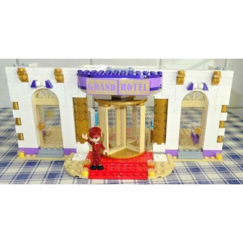 Lego Friends 41101 Heartlake Hotel.