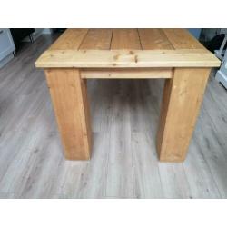 Mooie, grote (hobby) tafel (2.50m x 1.00m)