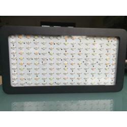 2x Bestva 1500W LED Light nieuwe