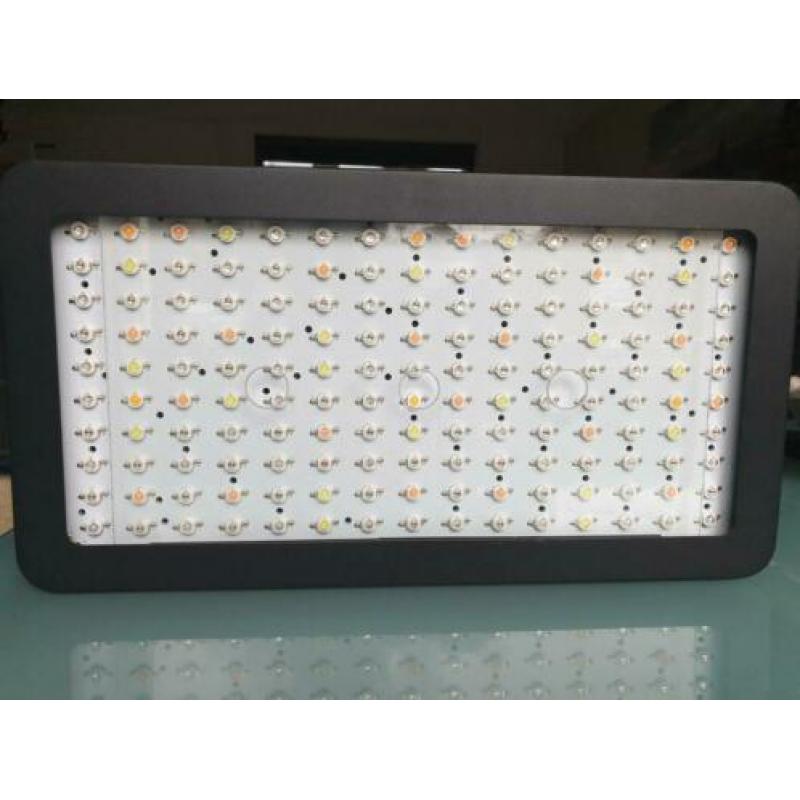 2x Bestva 1500W LED Light nieuwe