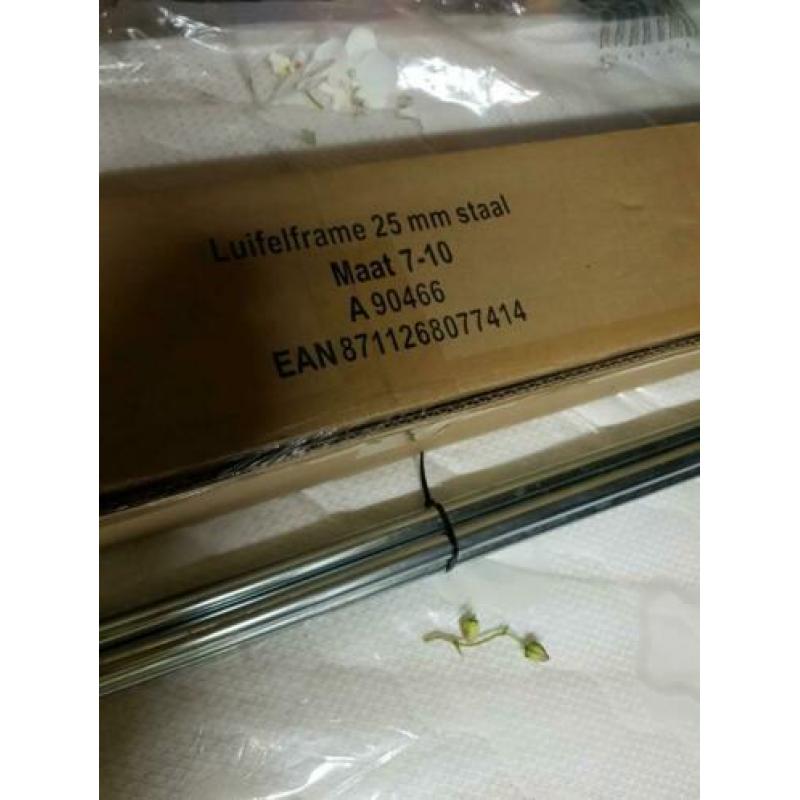Te koop luifel voor de tent
