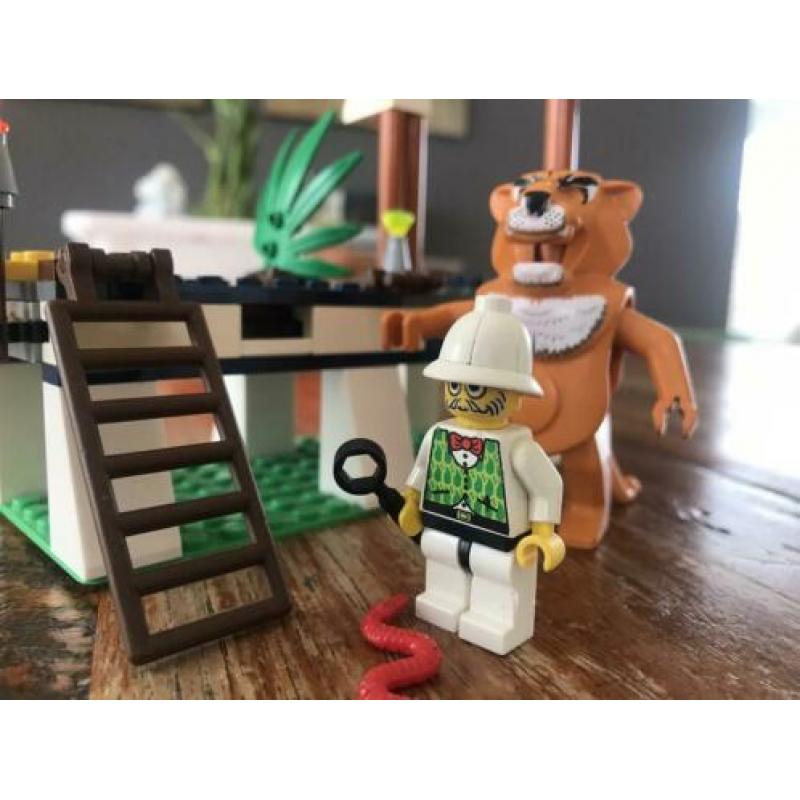 Lego orient Expedition 7411