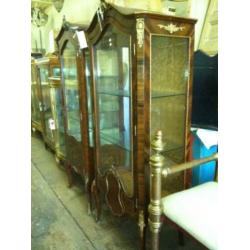Mooi Frans elegant Vitrine antiek Look