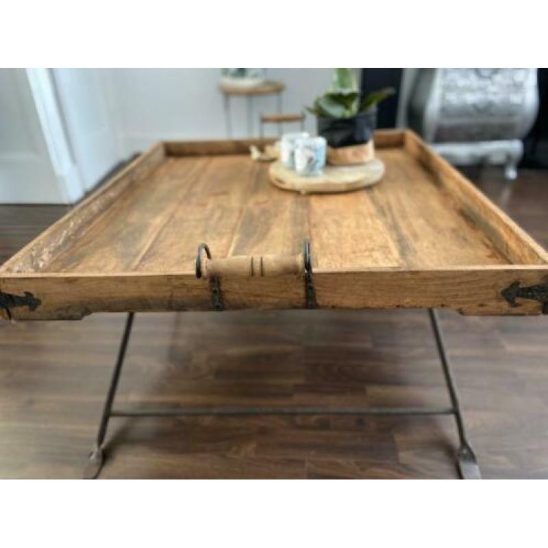 salontafel en bijzettafel