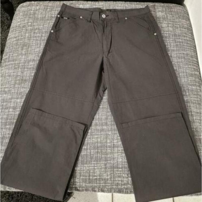 Mooie heren broek Huggo Boss