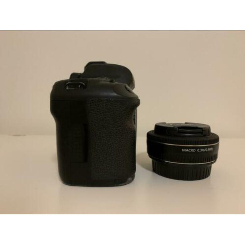 Canon 5d II & canon EF 40MM F/2.8 ST