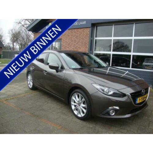 Mazda 3 2.0 GT-M 120pk (Navigatie, Leder,Trekhaak,winterband