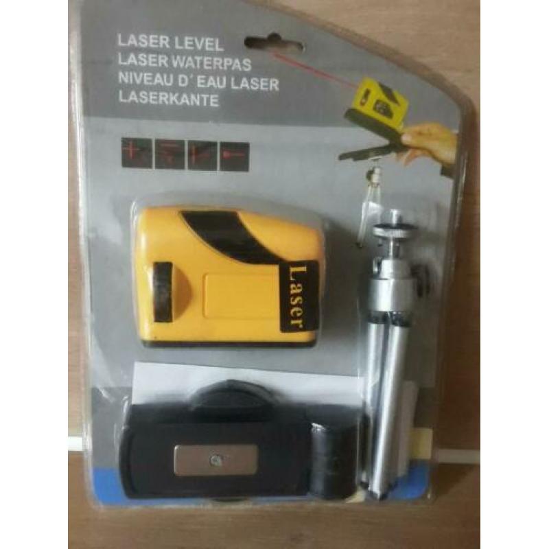Laser level nieuw in verpakking. Ook afgemonteerd mogelijk.
