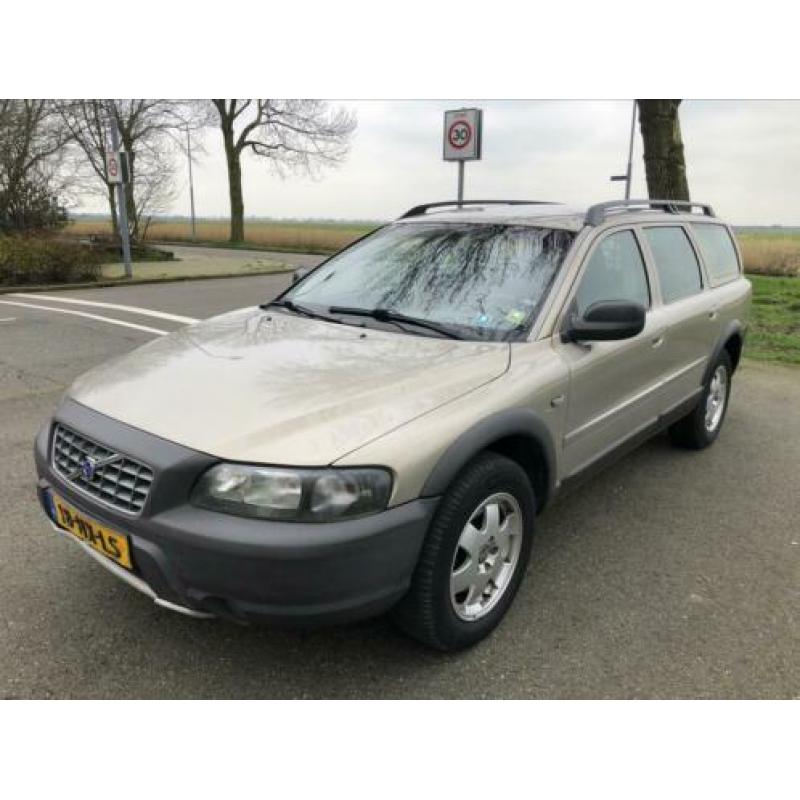 Volvo V70 2.4 T AWD 2002 Beige