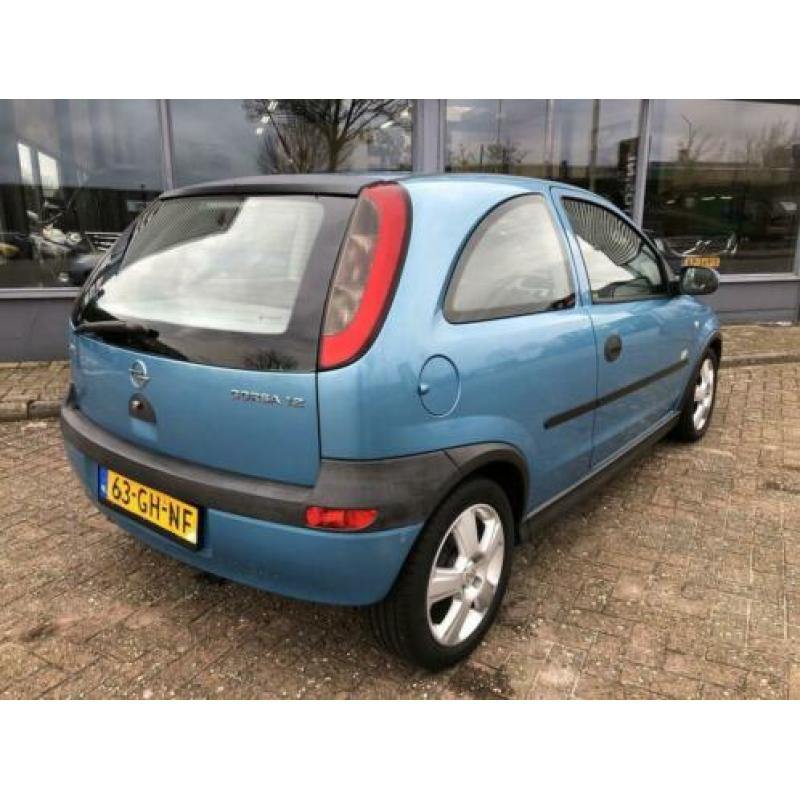 Opel Corsa 1.2-16V Sport (bj 2000)