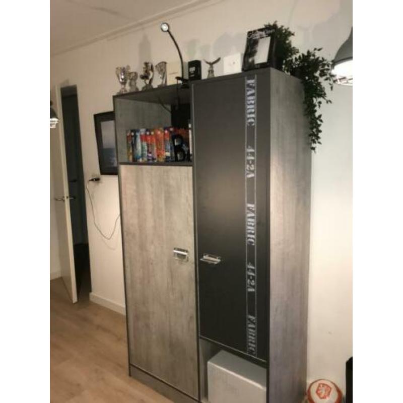 Bed met kast stoere combinatie
