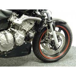 Strakke Honda CB 600 F HORNET CB600F (bj 2004)