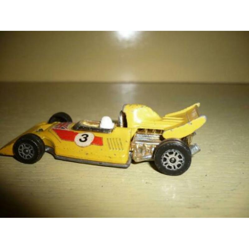 Mie18> oude corgi formula 1 racer