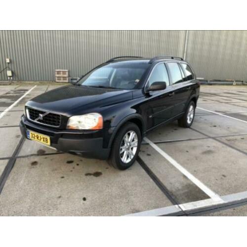 Volvo XC90 2.4 D5 Geartronic 2005 Blauw youngtimer. 7 zitter