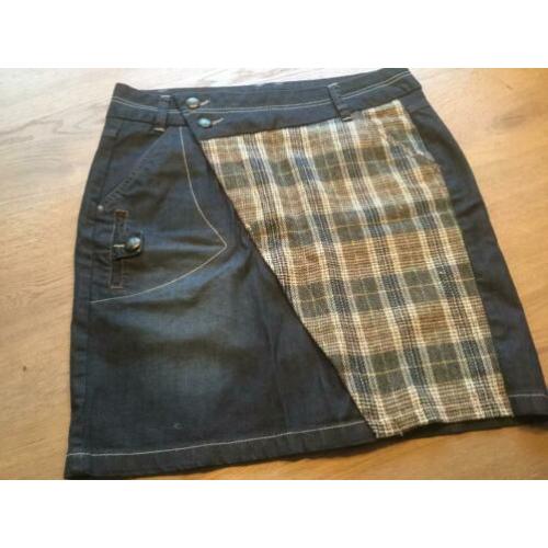 Leuke (spijker) rok van Geisha jeans (L)