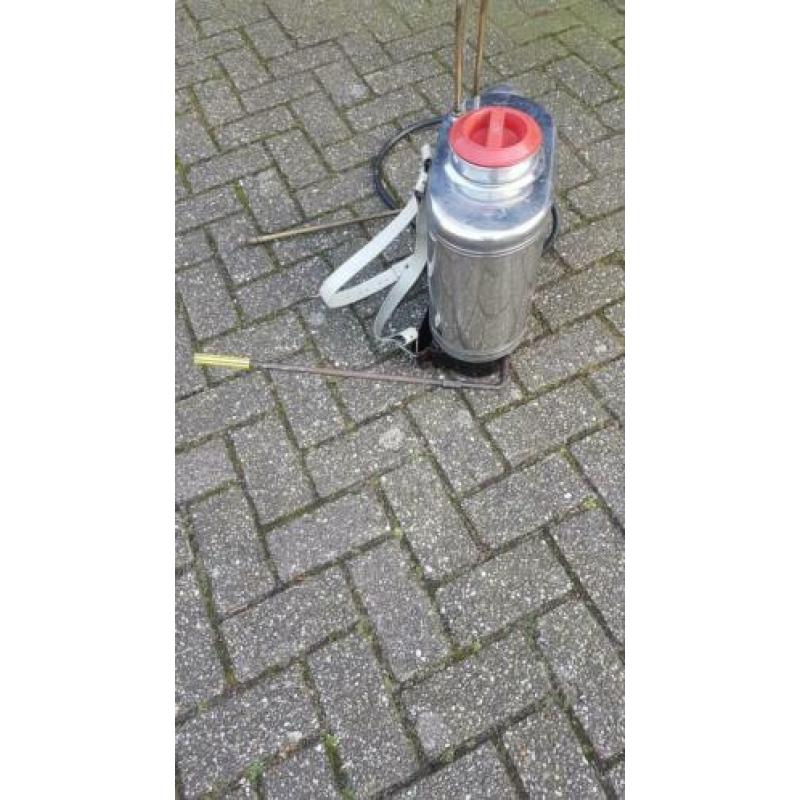 Dofra onkruidbestrijding spuit