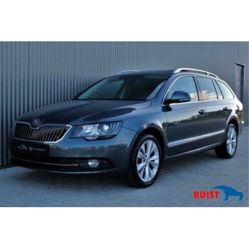 Skoda Superb Combi 2.0 TDI Elegance Business DSG LEER PANO X