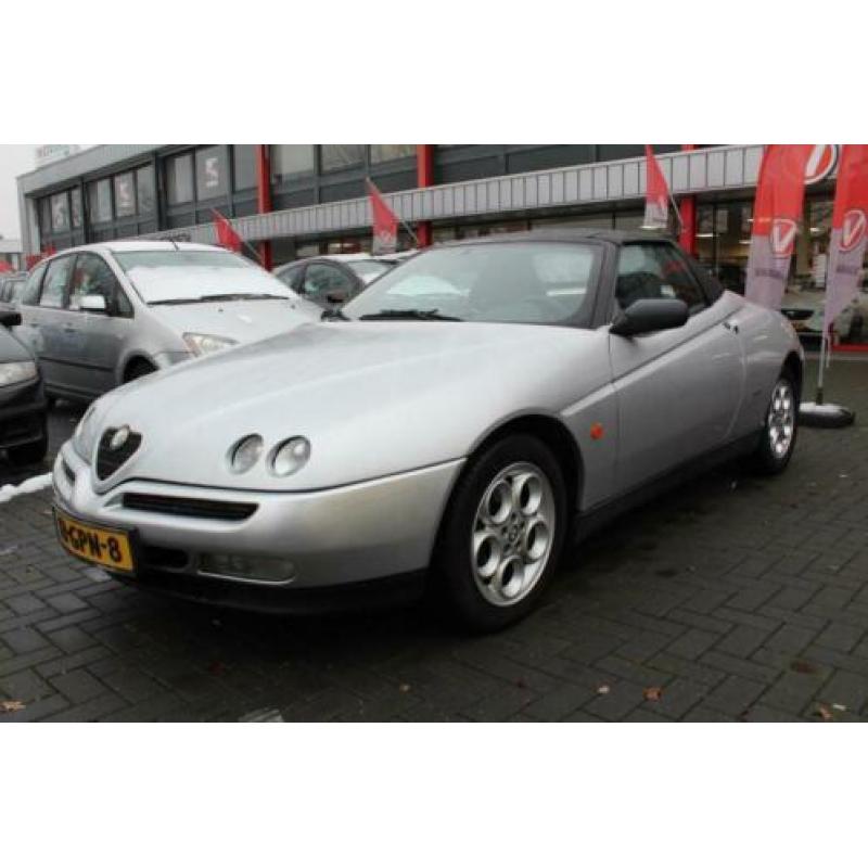 Alfa Romeo Spider 2.0-16V T.Spark zeer nette en goed onderho