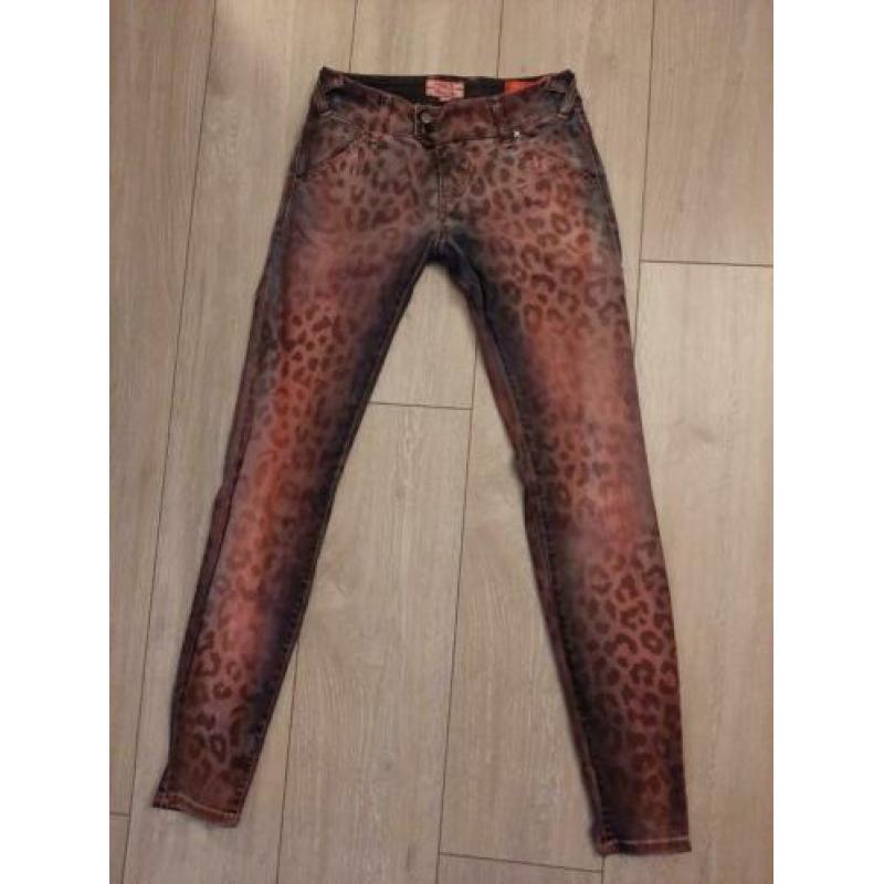 MET super skinny spijkerbroek maat 26
