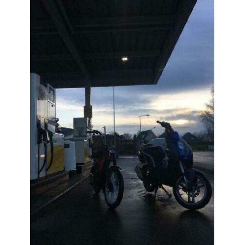 Aangeboden, scooter monteur Enschede.