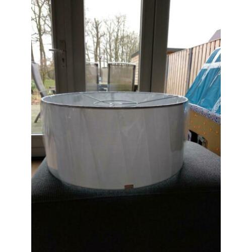 Grote witte lampenkap 61cm