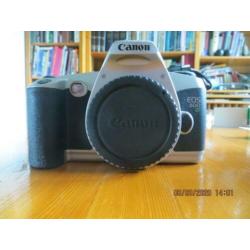 Aangeboden 5 verschillende Canon EOS body's