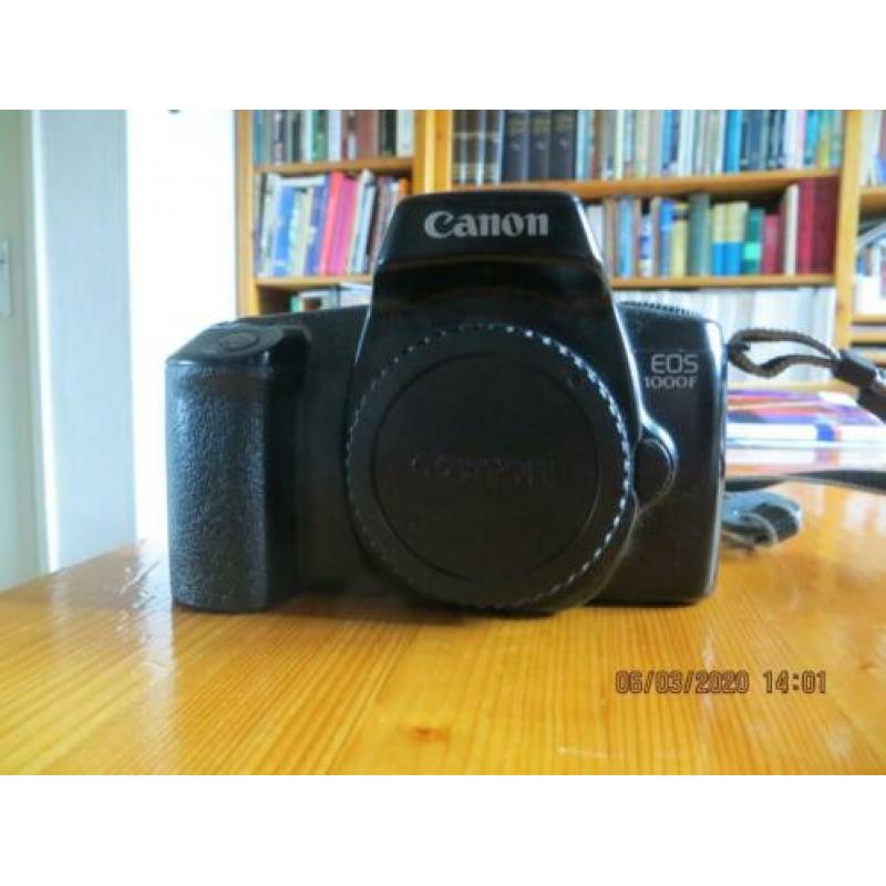 Aangeboden 5 verschillende Canon EOS body's