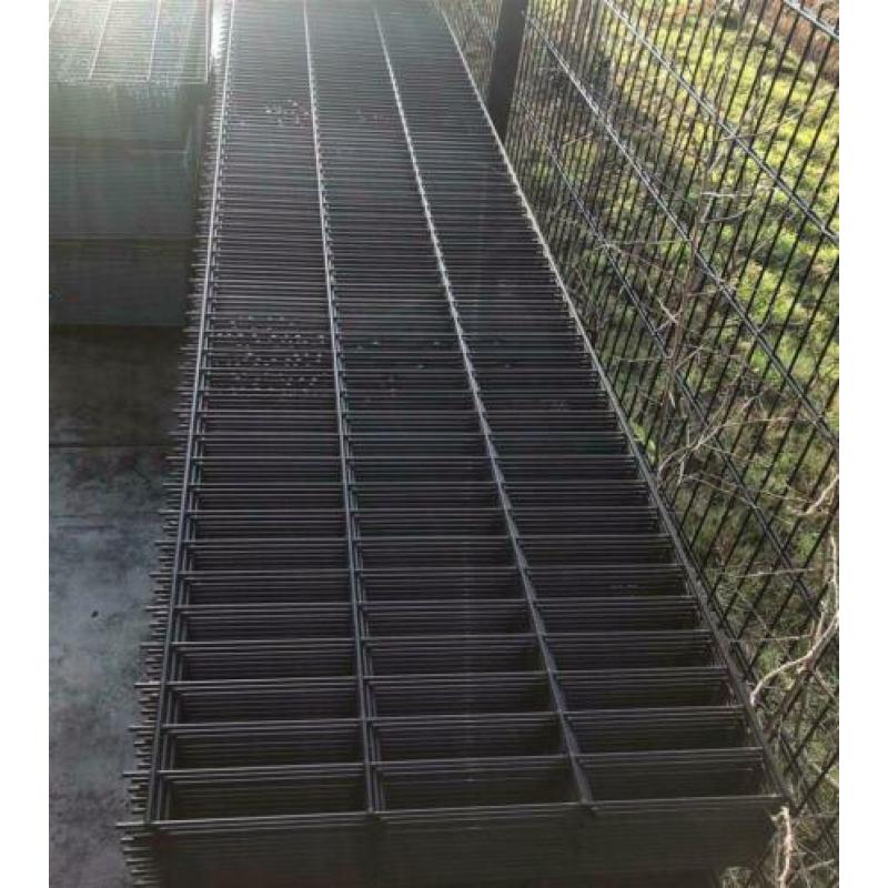 Dubbelstaafsmat 30m 6x5x6 Zwart RAL 9005 Hekwerk 63cm hoog