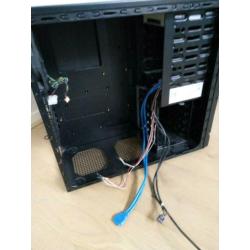 Case Chieftec with DVD-Writer and card-reader