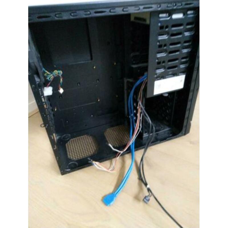 Case Chieftec with DVD-Writer and card-reader