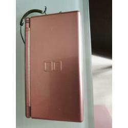 Ds lite roze in nette staat.