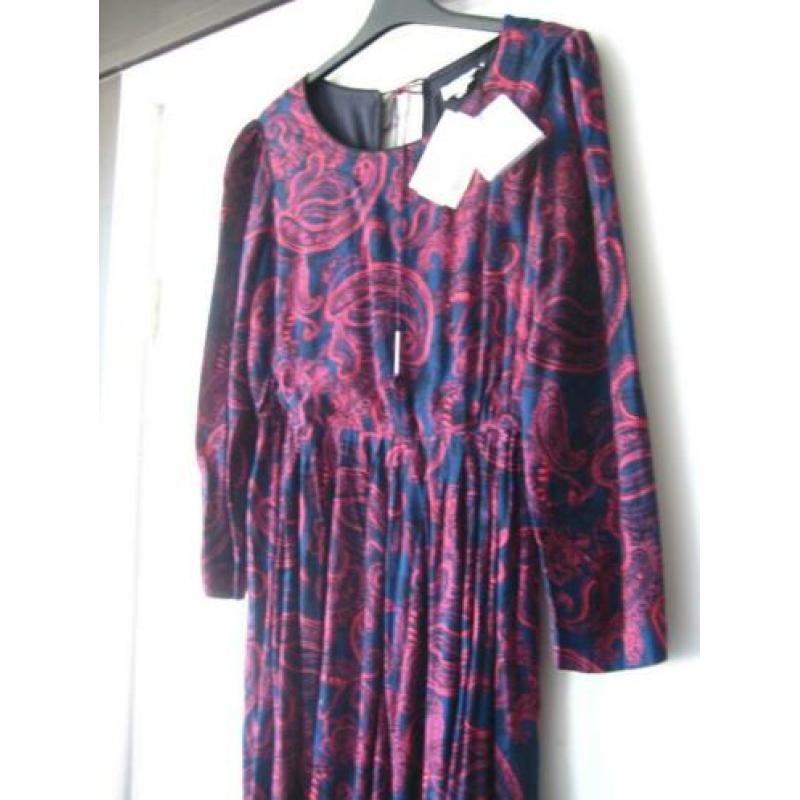 Leuke halflange jurk van Suncoo met paisley print, maat S