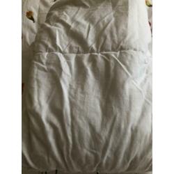 Kinderdekbed ikea + hoeslaken en sloop