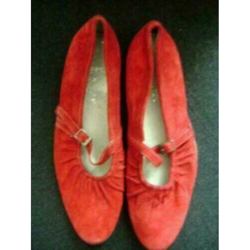 rode schoenen via vai spirit maat 38