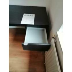 Mooie bureau te koop.