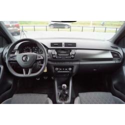 Skoda FABIA 1.0 TSI Monte Carlo / LED / PDC