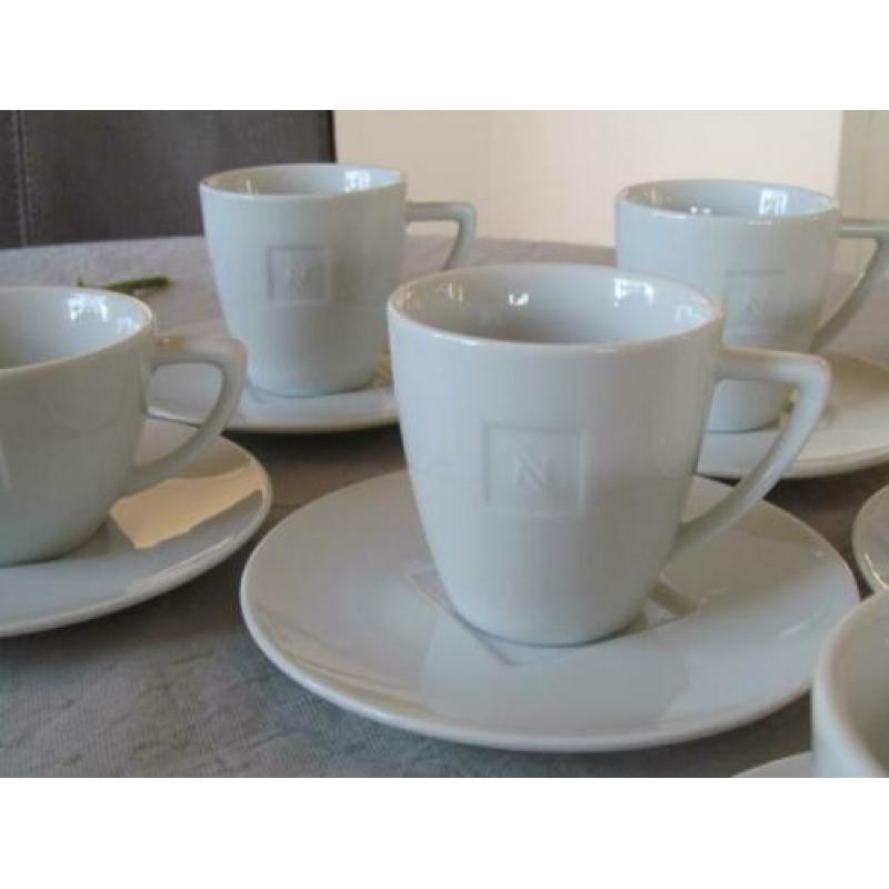 6 Nespresso Kop en Schotels Wit 2 Maten